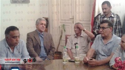 مبدعون وسياسيون يتوافدون على اعتصام المثقفين بوزارة الثقافة