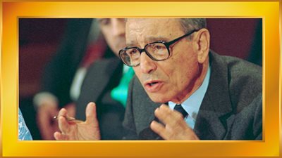 في محبة أقباط صنعوا التاريخ.. بطرس غالى الناسك في صومعة العلم والدبلوماسية