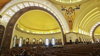 كاتدرائية العاصمة الإدارية تنهي استعدادات قداس عيد الميلاد