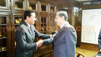 بالصور.. «شاكر» يلتقي محافظ الشرقية لوضع تسعيرة «كهرباء القمامة»