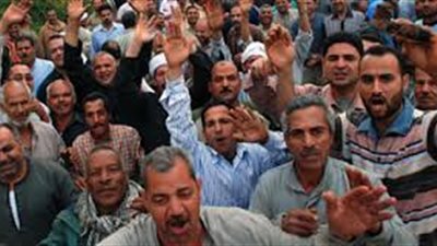 إضراب عمال الدرفلة بالألومنيوم احتجاجًا على تخفيض الحوافز