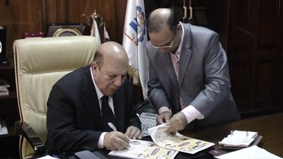 محافظ قنا يعتمد نتيجة الإعدادية المهنية بنسبة نجاح 83.79 %