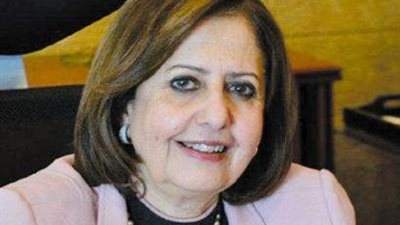 الفائزون بالجائزة الأولى في مسابقة المعهد المصرفي يعرضون أبحاثهم