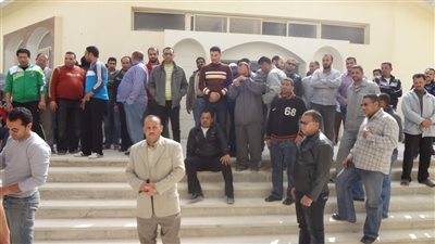 انقسام بين عمال 