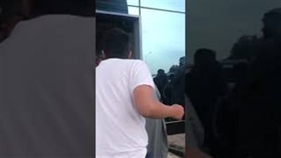 مشاجرة عنيفة داخل إحدى المستشفيات بالكويت (فيديو)