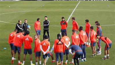 فالنسيا يفتقد خدمات 8 لاعبين قبل لقاء برشلونة