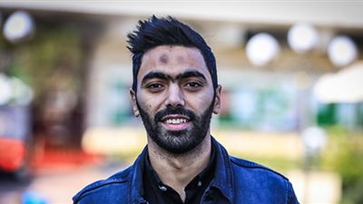 حسين الشحات: أجيد اللعب في 7 مراكز.. وهشام ووحيد أقرب أصدقائي بالأهلي