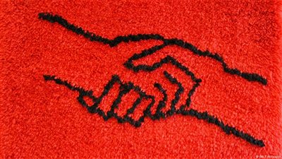 ألمانيا.. تجدد حالات رفض مصافحة النساء لأسباب دينية