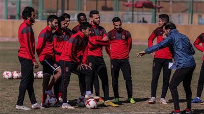 «أهلي الصفقات» يطمح في عبور كبوته أمام سموحة