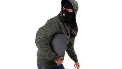 مسئول بالجمارك ينفي سرقة حاسب آلي خاص بالمصلحة