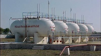 ارتفاع واردات الكويت من الغاز المسال 17% في 2015