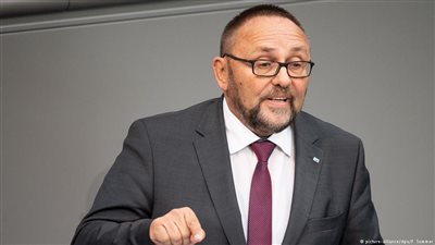 الحكومة الألمانية تدين «الهجوم» على زعيم بحزب البديل