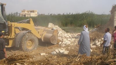 حملة لإزالة التعديات على أراضى 1.5 مليون فدان بالمنيا