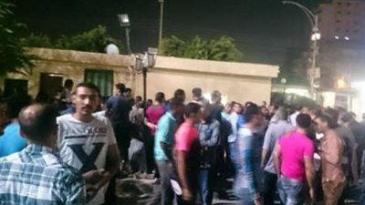 أهالي مركز الفتح يقطعون طريق «أسيوط -القاهرة» للمطالبة بمطب صناعي