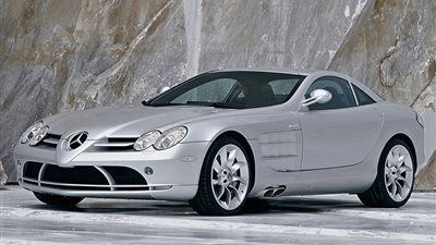 «مرسيدس» تستعد لإطلاق سيارة تنافس «بورش وفيراري»