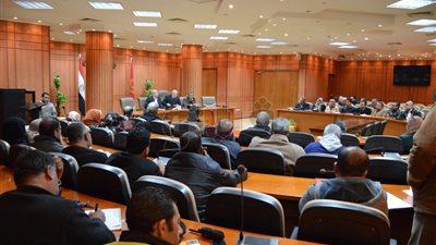 محافظ بورسعيد: تقديم وسائل الدعم كافة لإنجاح منظومة التحول الرقمي