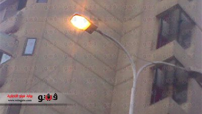 بالصور..أعمدة الإنارة مضاءة نهارا بالشرقية