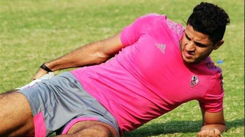 عرفة السيد مهاجم