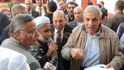 «محلب» لأهالي «السماكين»: «مش هتسيبوا مساكنكم قبل توفير شقق بديلة»