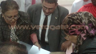 بالصور.. وفد من منظمة الصحة العالمية يزورعيادة العاشر من رمضان