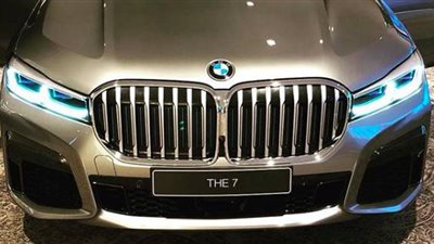 تصميم سيارة بي إم دبليو الفئة السابعة المحدثة