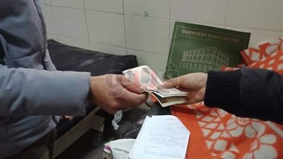 صرف مساعدات مالية لمصاب انهيار عقار غرب الإسكندرية