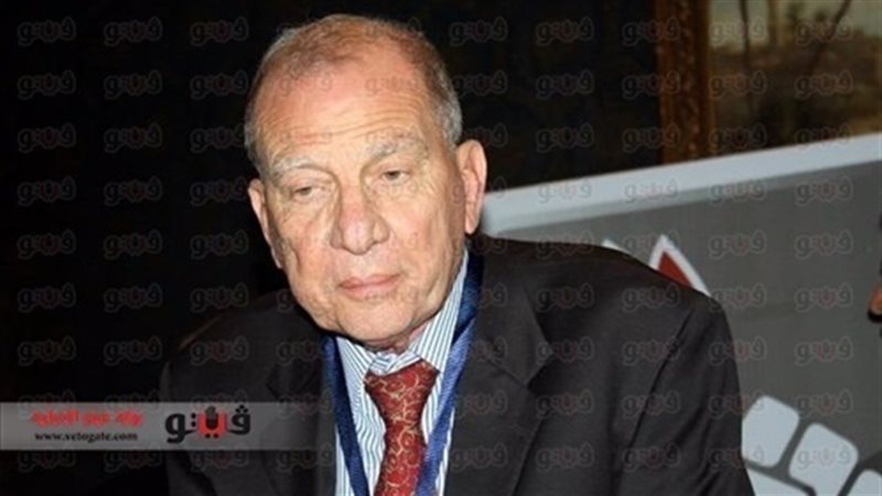 الدكتور محمد أبو