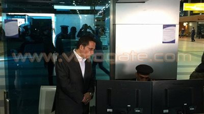 مدير أمن مطار القاهرة يتفقد حركة سير وصول ومغادرة الركاب