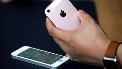 احذر.. مكالمات احتيالية من أبل تهدد مستخدمي آي فون