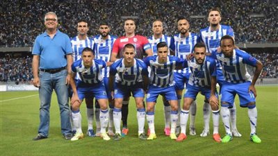 إصابة الركبة تهدد مشاركة نجم اتحاد طنجة أمام الزمالك بالكونفيدرالية