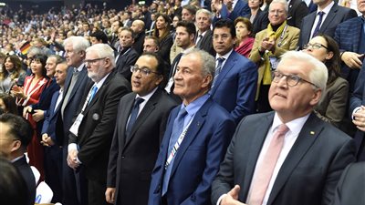 رئيس الوزراء يشهد افتتاح بطولة العالم لكرة اليد للرجال خلال زيارته لألمانيا