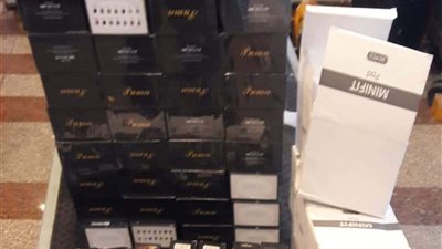 ضبط شيش إلكترونية وشاشات موبايلات بحوزة راكب قادم من تركيا