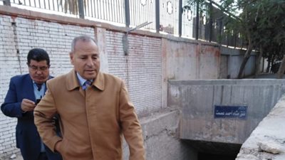 نائب محافظ القاهرة يتفقد ترميم نفق مشاة أحمد عصمت «صور»