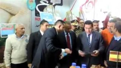 بالفيديو.. محافظ الشرقية يفتتح مبادرة «عالم ماركت» لمحاربة الغلاء