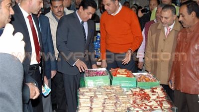 بالفيديو والصور.. افتتاح مبادرة «عالم ماركت» لتخفيض الأسعار بالشرقية