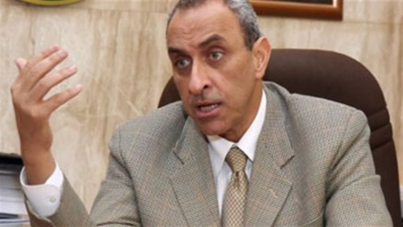 الدكتور ايمن فريد