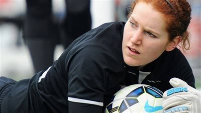 «دانيل جيبون» و«كات لونجهارت» تنضمان لليفربول الإنجليزي