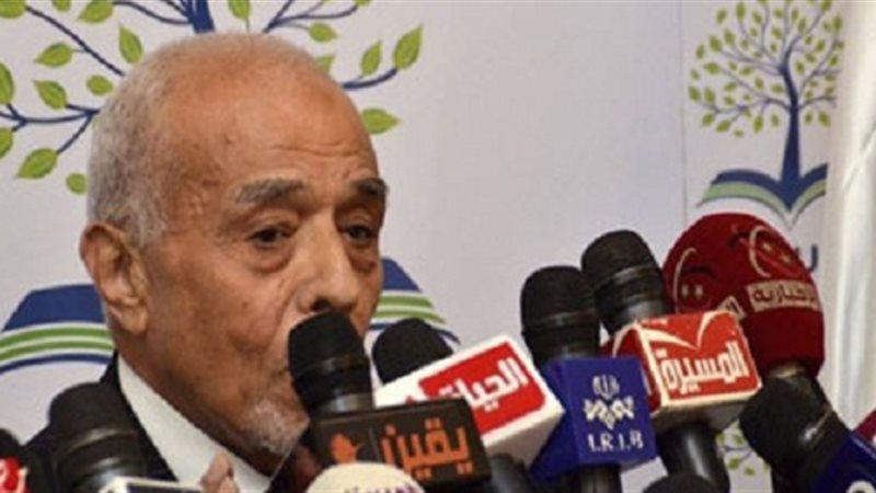  السفير عمر متولى