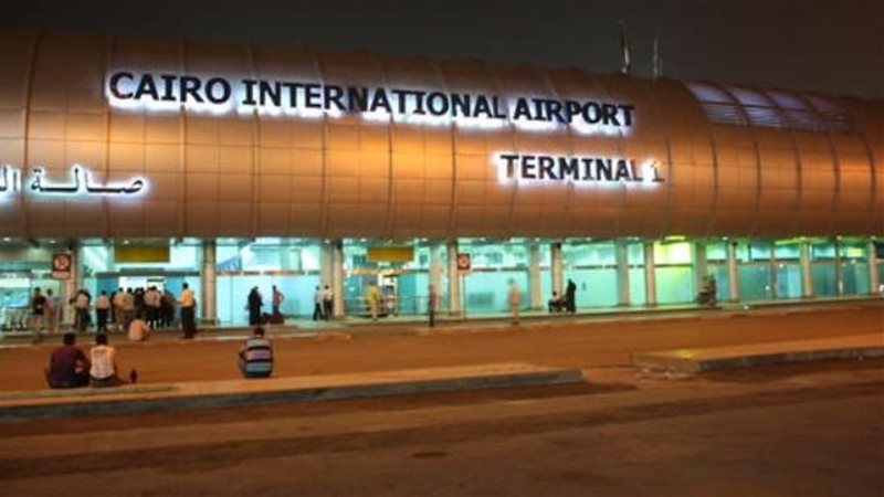 مطار القاهرة الدولى