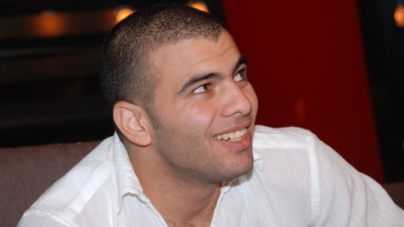 عماد متعب