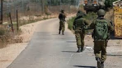 إسرائيل توقف بناء البلوكات الأسمنتية على حدود لبنان