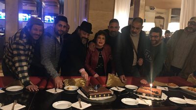 أبطال كازابلانكا يحتفلون بعيد ميلاد «عمرو عبد الجليل» في مراكش