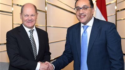 رئيس الوزراء ونائب المستشارة الألمانية يبحثان برنامج مبادلة الديون