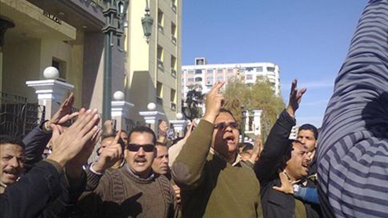 وقفة لضباط الشرطة