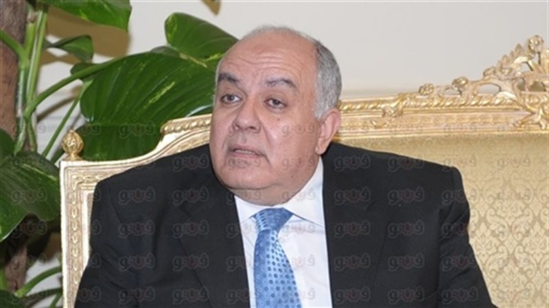 الدكتور عمرو دراج،
