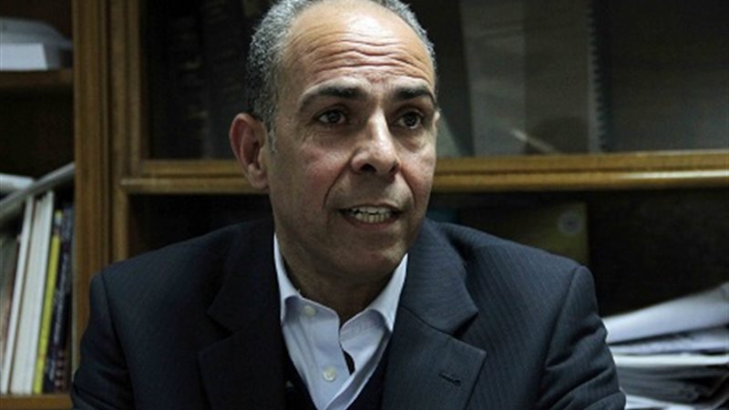 الدكتور أحمد السيد
