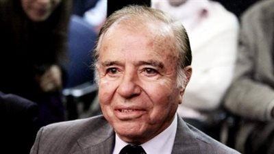 7 سنوات للرئيس الأرجنتيني الأسبق كارلوس منعم بتهمة تهريب أسلحة