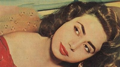 طلبة الجامعات والممثلون ثائرون على منيرة سنبل