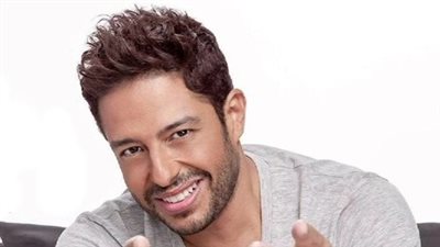 «حماقي» يضع اللمسات النهائية لأولى تجاربه السينمائية