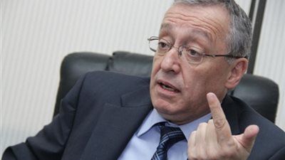 تيار المستقبل يرفض إدراج المقاومة في بيان الحكومة اللبنانية